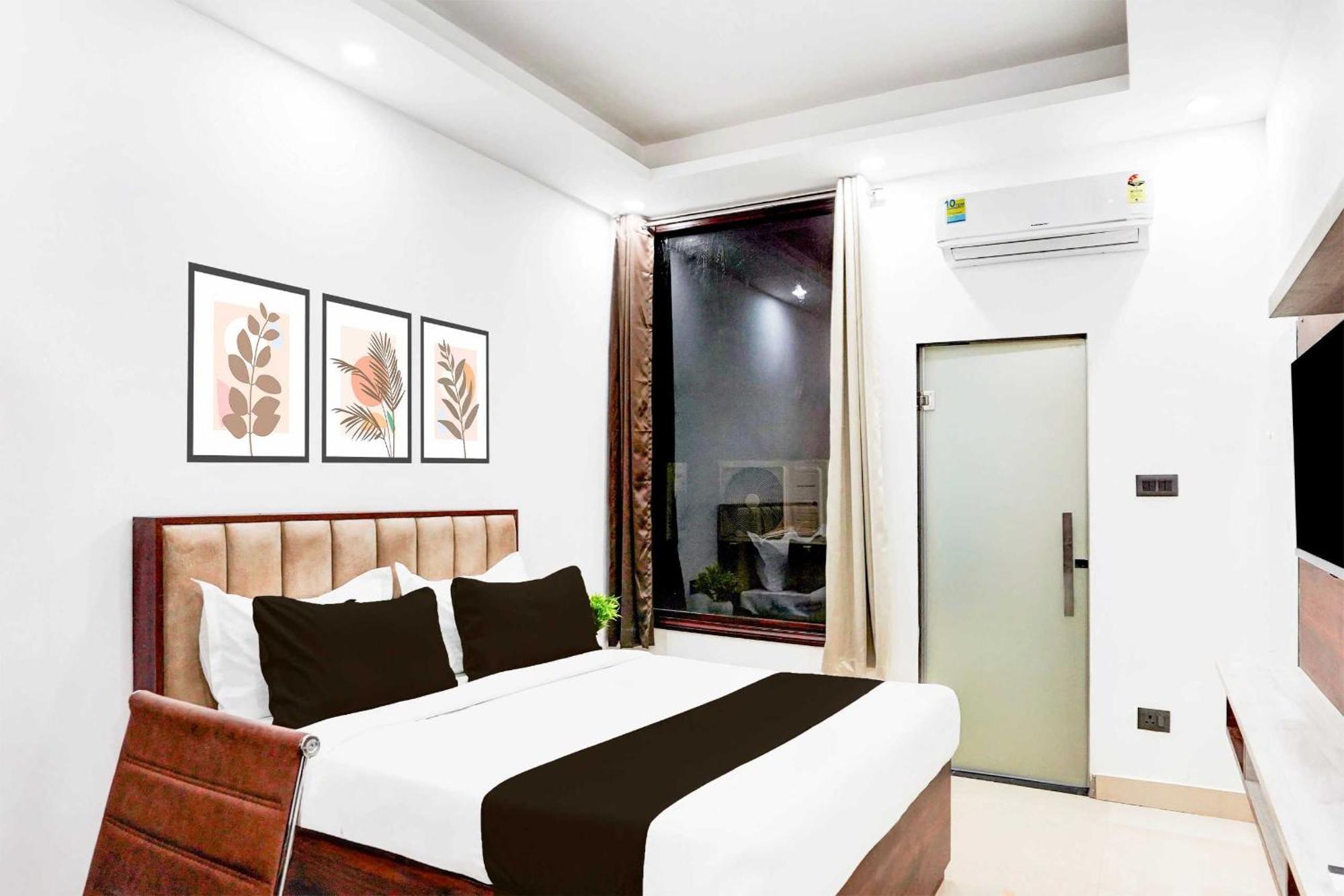 Super Hotel O Global New Delhi Exterior photo