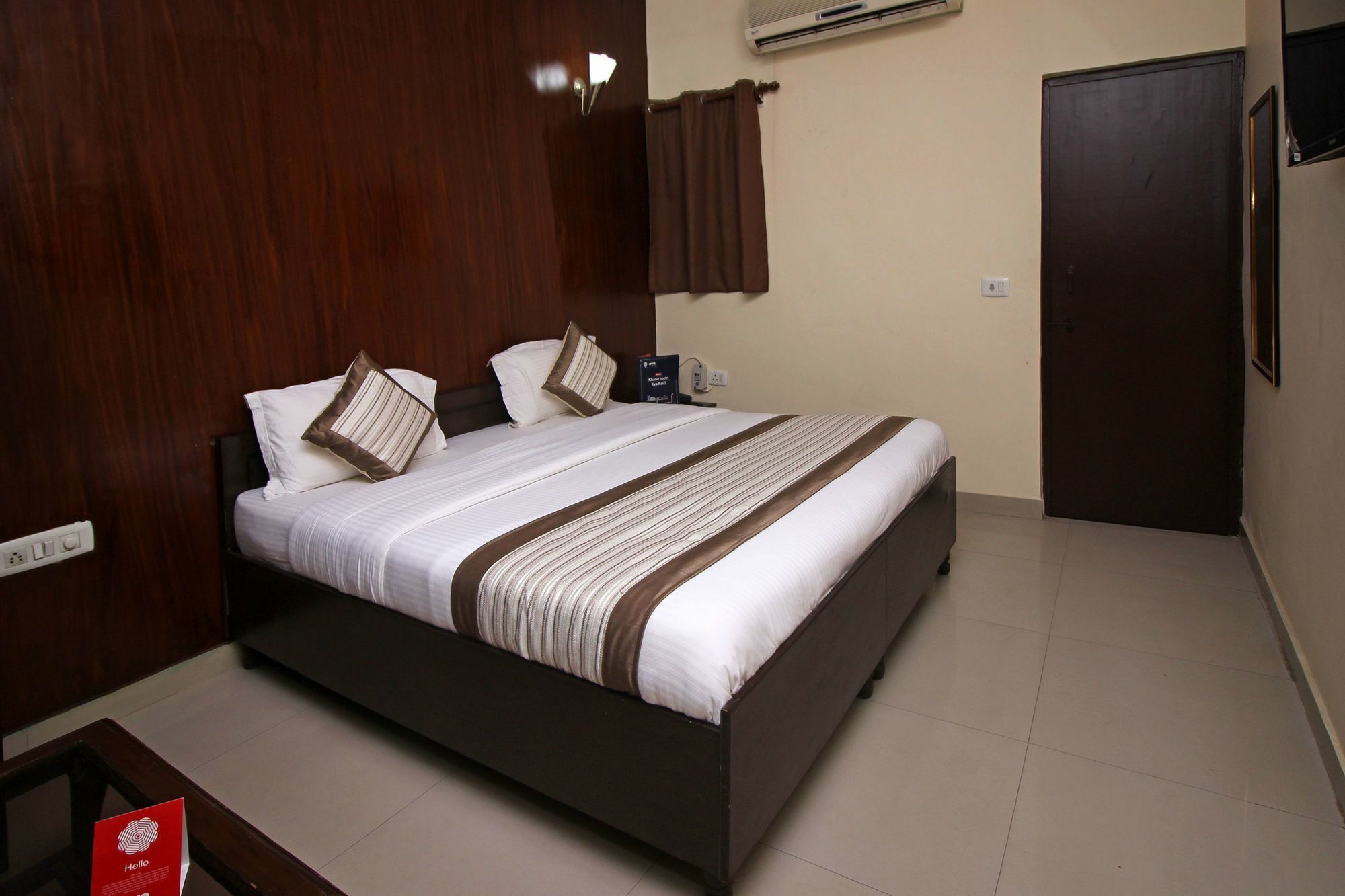 Super Hotel O Global New Delhi Exterior photo