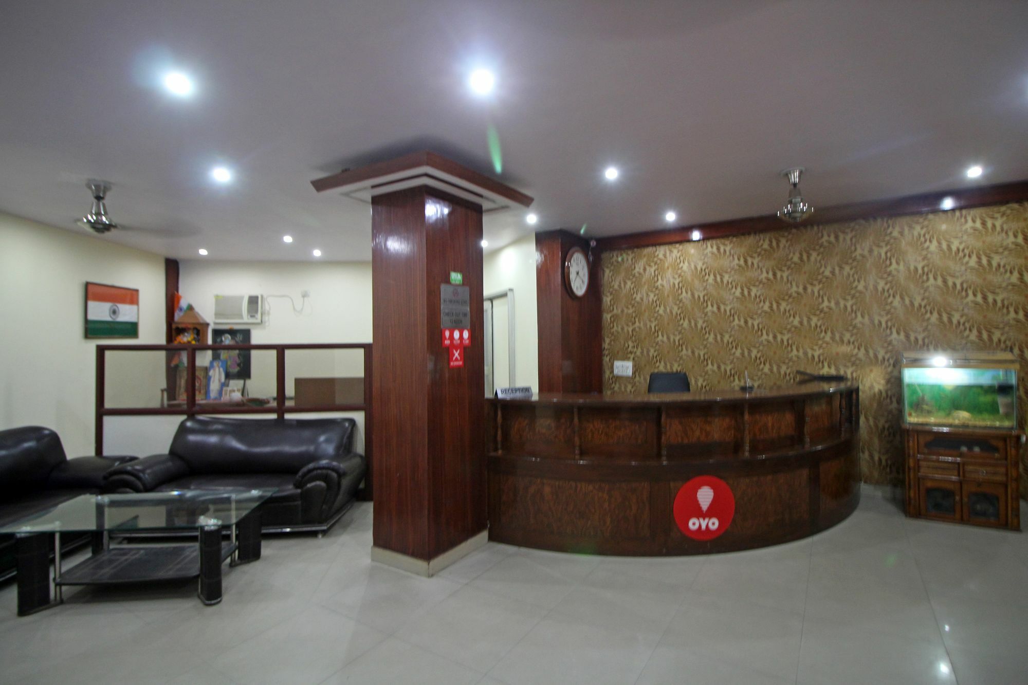 Super Hotel O Global New Delhi Exterior photo